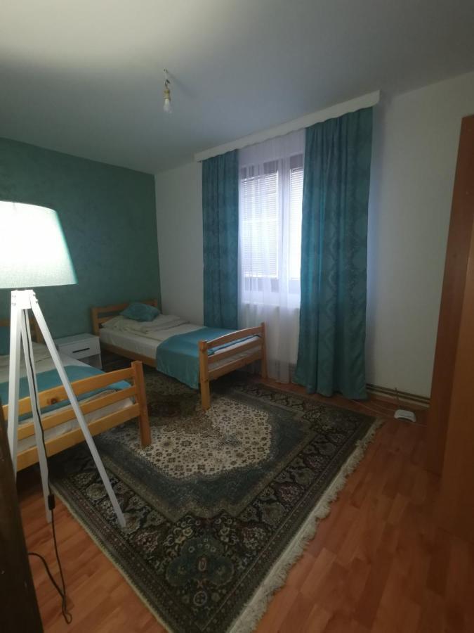 Apartman Lara 2 Apartment Фоча Екстериор снимка