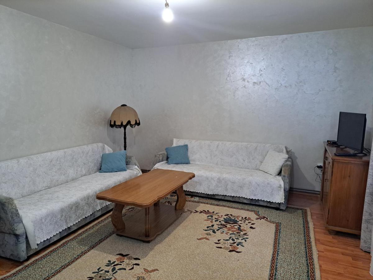 Apartman Lara 2 Apartment Фоча Екстериор снимка