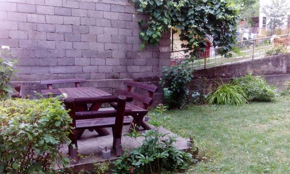 Apartman Lara 2 Apartment Фоча Екстериор снимка