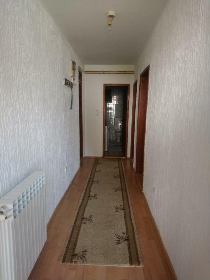 Apartman Lara 2 Apartment Фоча Екстериор снимка